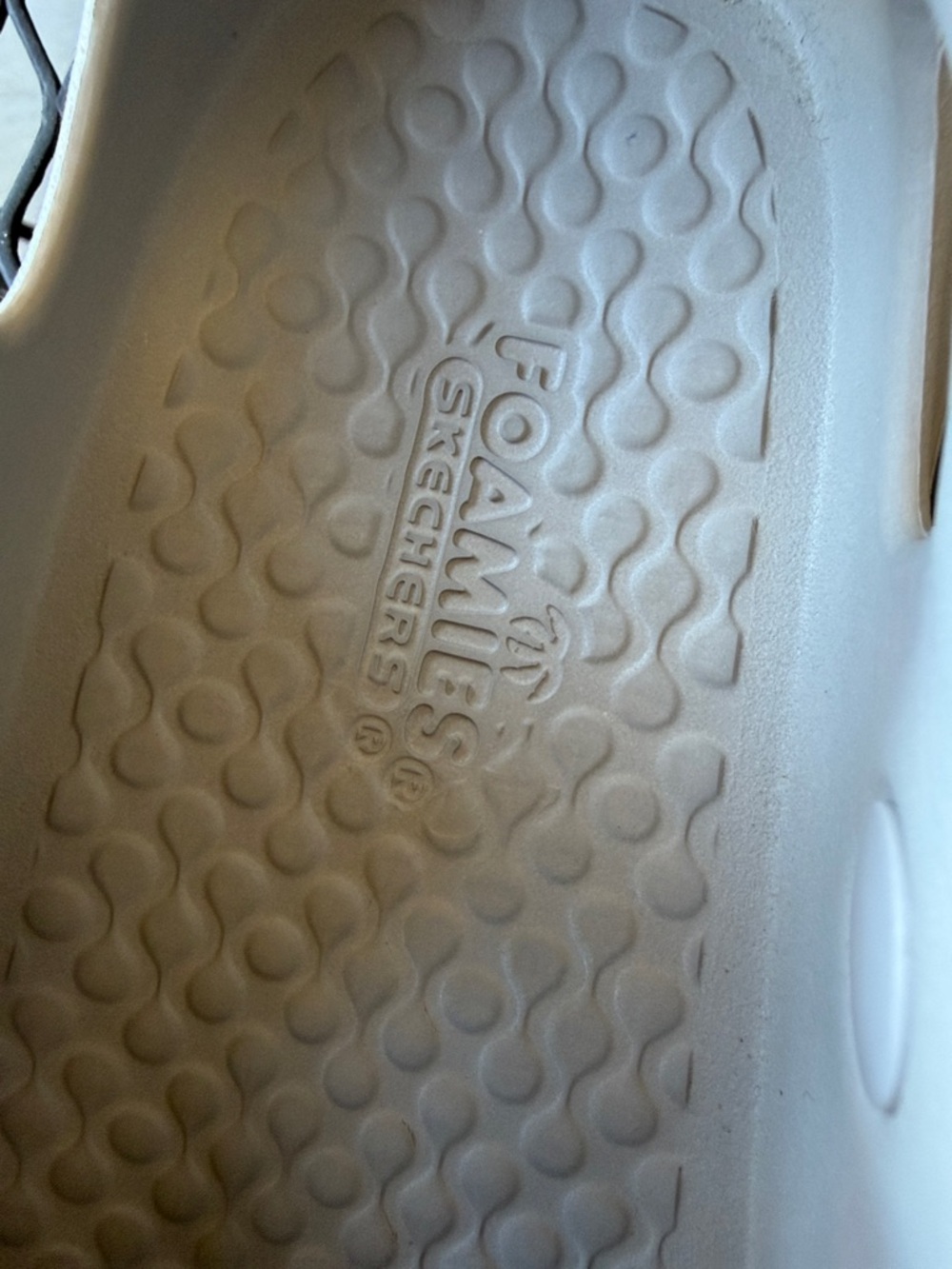 Skechers Foamies - Picture 2 of 6